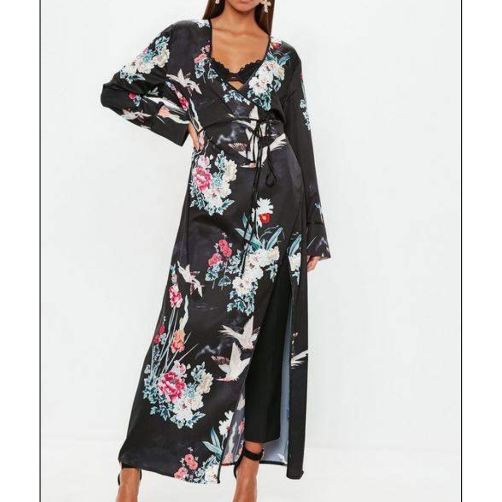 NWOT Wrap floral maxi jacket